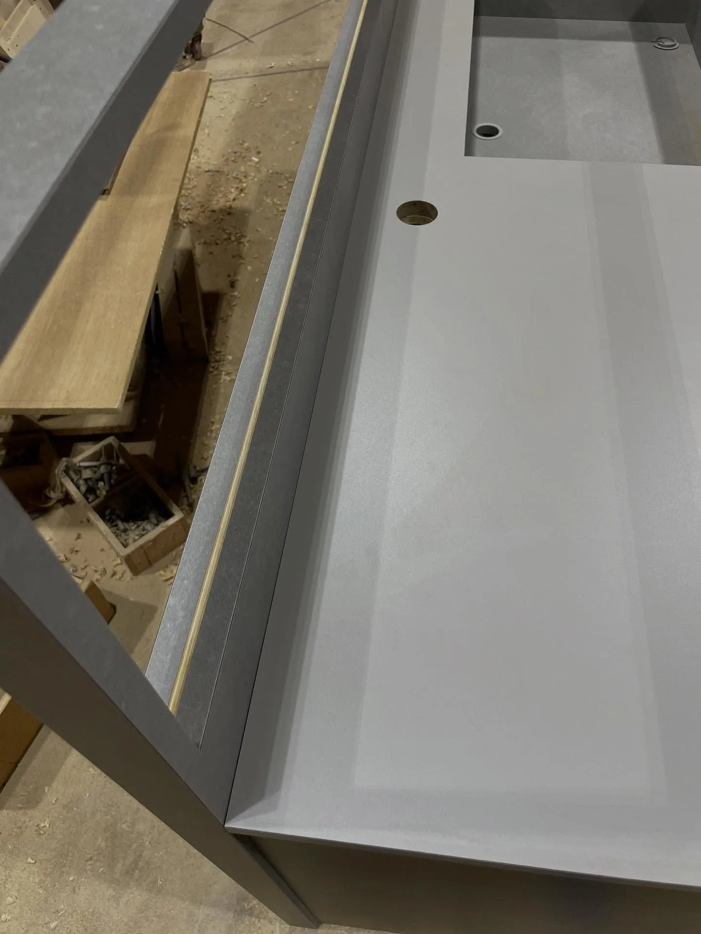 社員食堂のキッチンカウンターを製作させていただき、誠にありが...