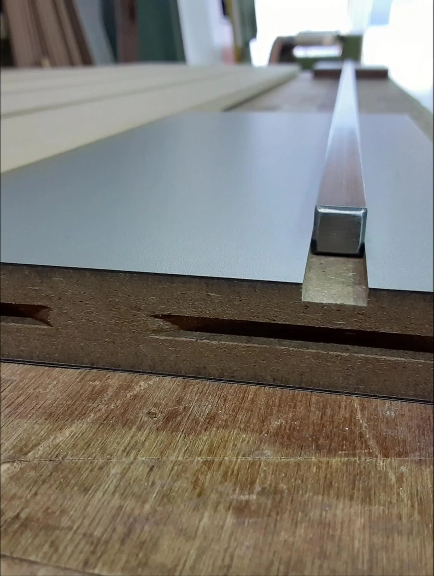 社員食堂のキッチンカウンターを製作させていただき、誠にありが...