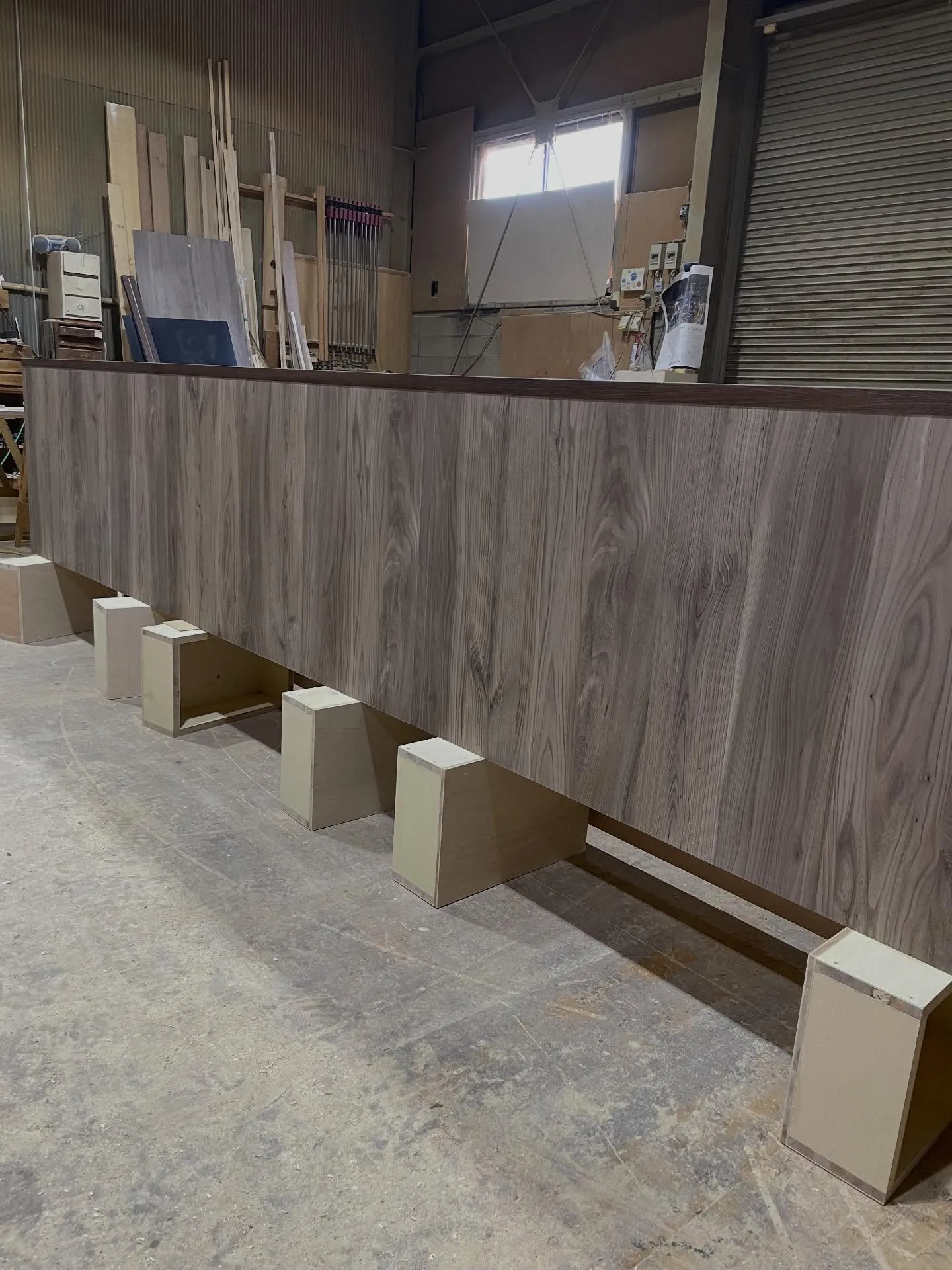 壁面収納棚の製作依頼をいただき、誠にありがとうございます。