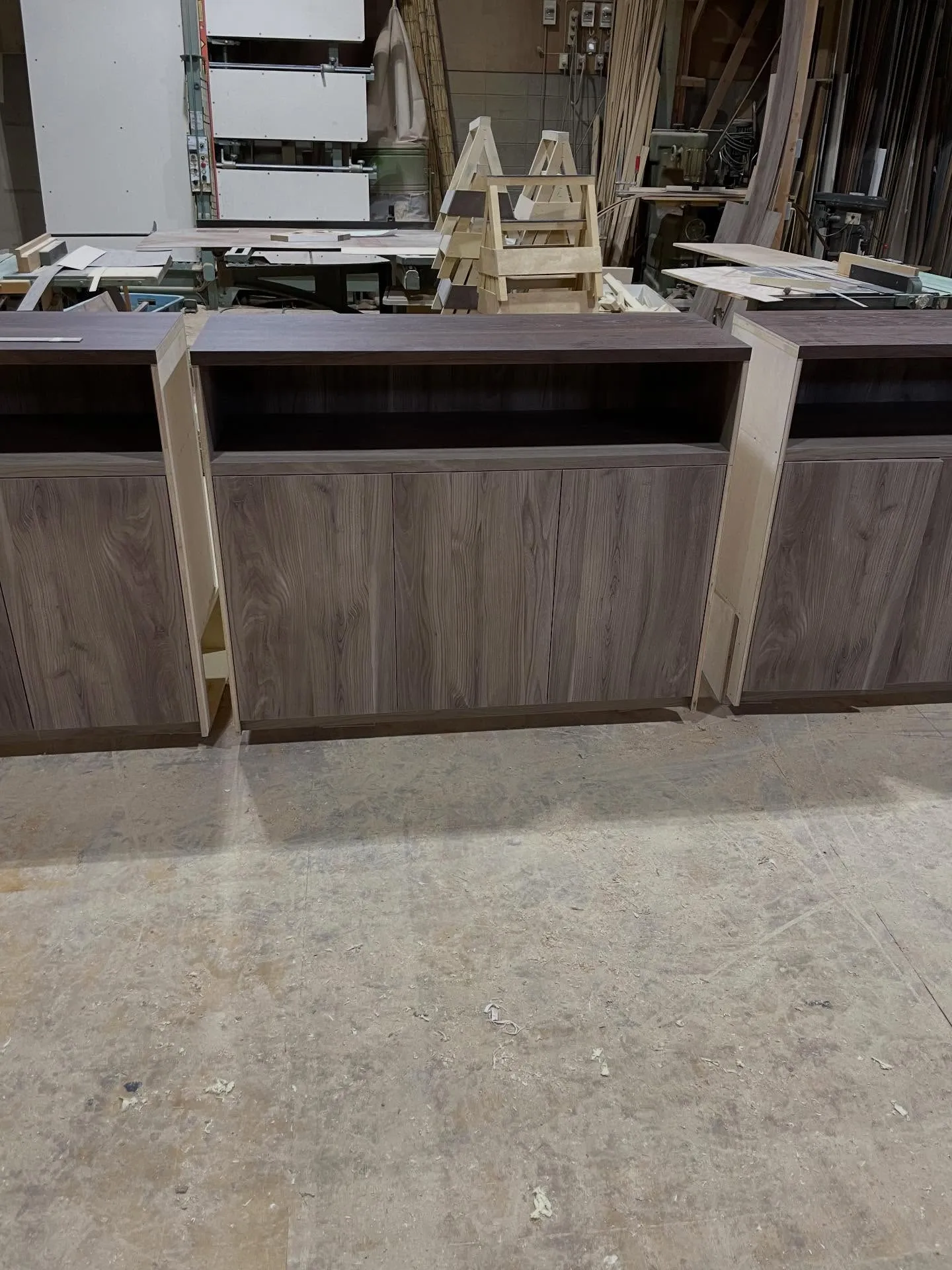 壁面収納棚の製作依頼をいただき、誠にありがとうございます。