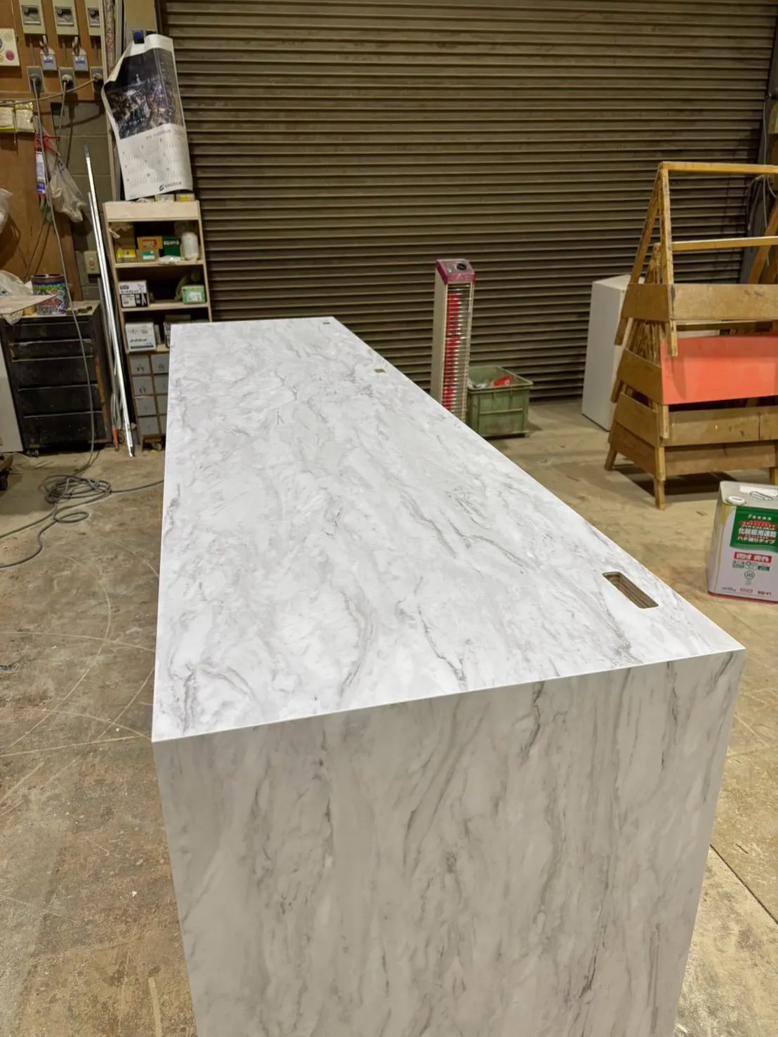 壁面什器（ゴミ箱収納）製作のご依頼をいただき、誠にありがとう...