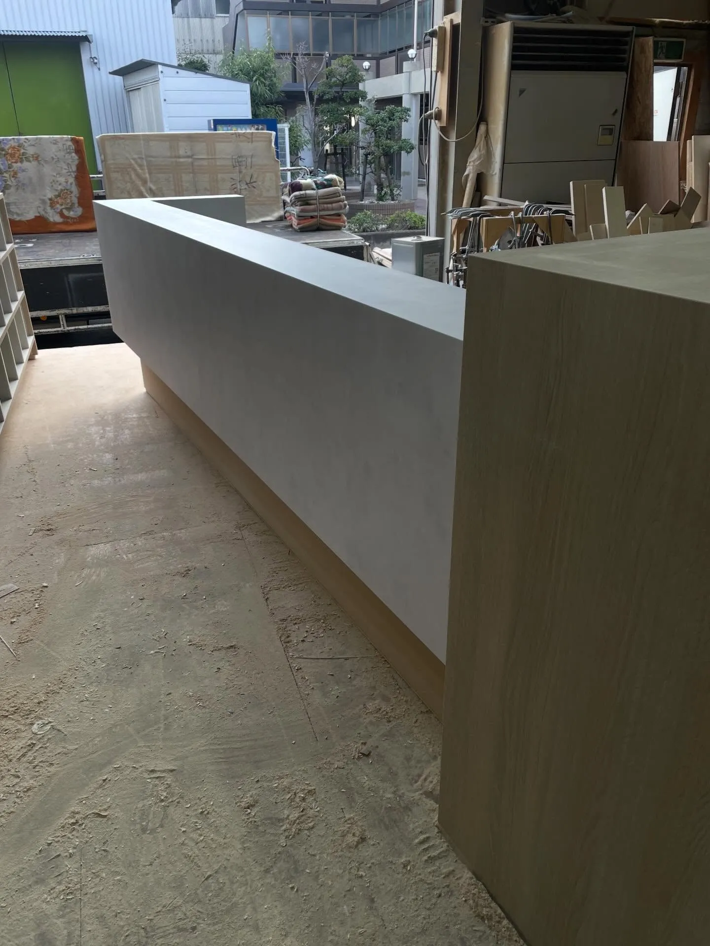 この度、とある施設様向けに造作受付カウンターの製作依頼をいた...