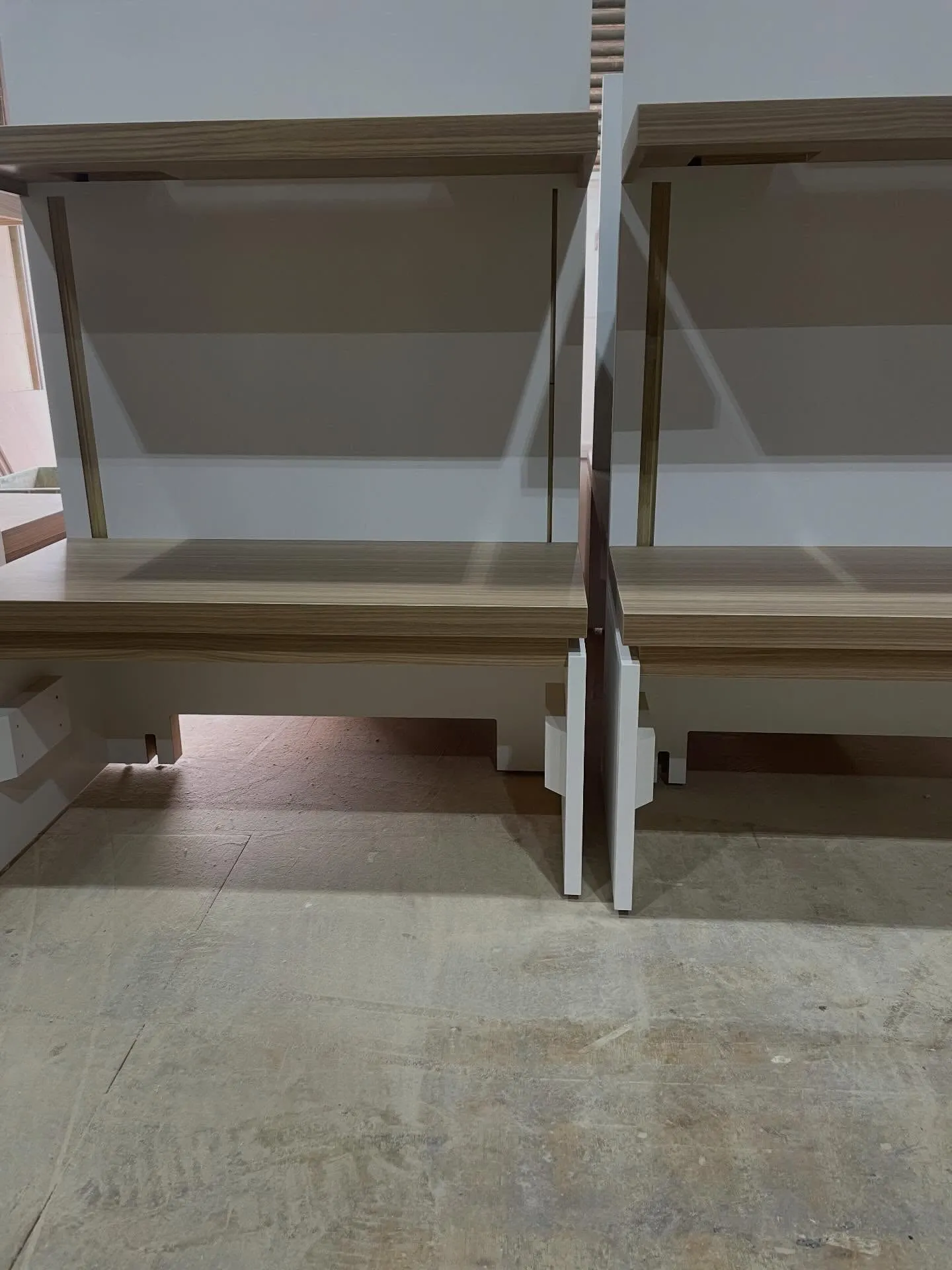 この度、とある施設様向けにおみやげ用陳列台の製作依頼をいただ...