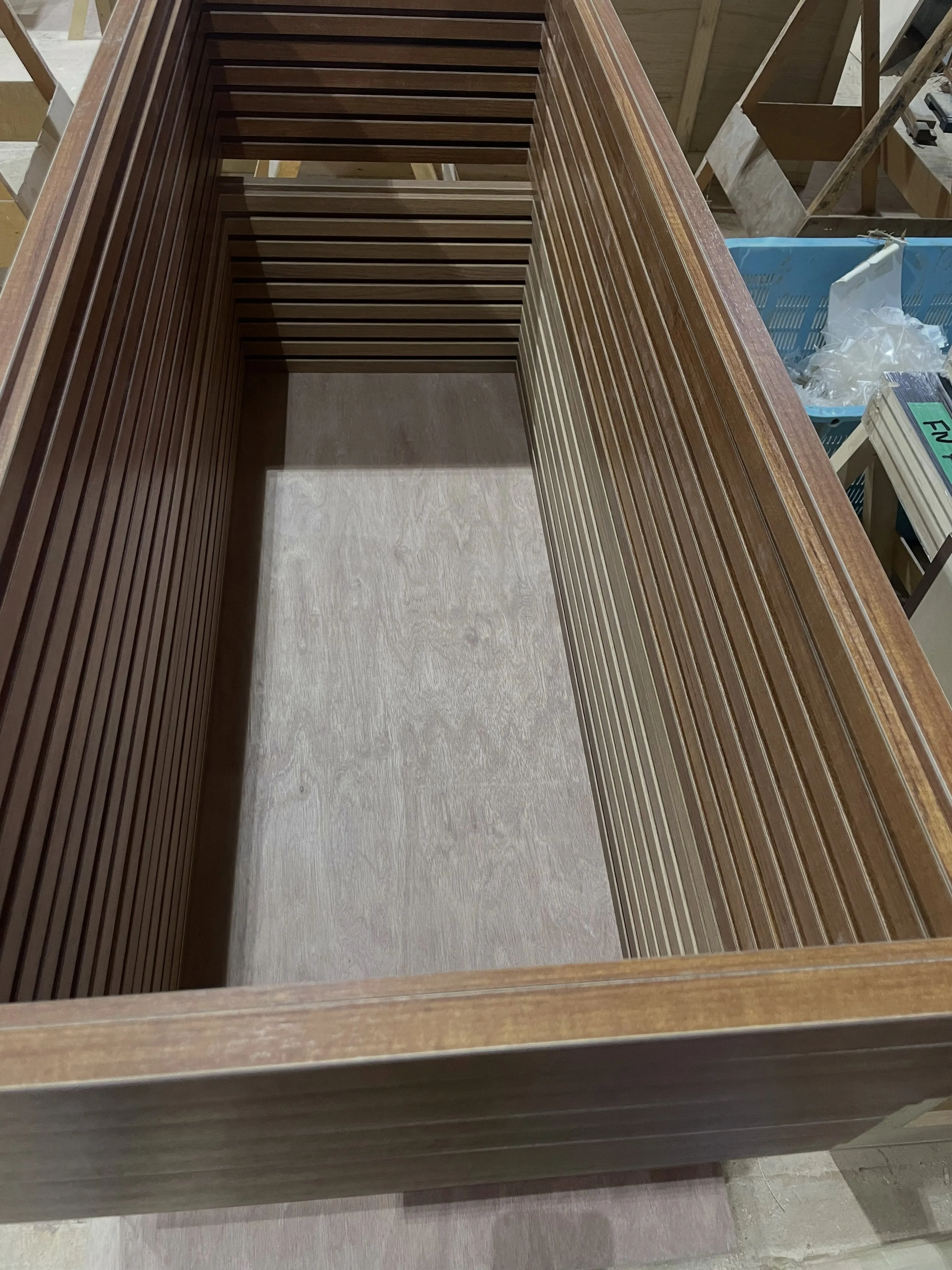壁面什器 棚板製作